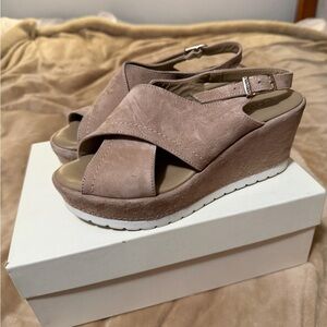 Cordani Delight Criss Cross Slingback Taupe Wedge Sandals 37/7